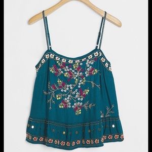 NWT Anthropologie Luzia Cropped Cami Blue Motifs